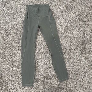 Lululemon size 4 align leggings WITH pockets